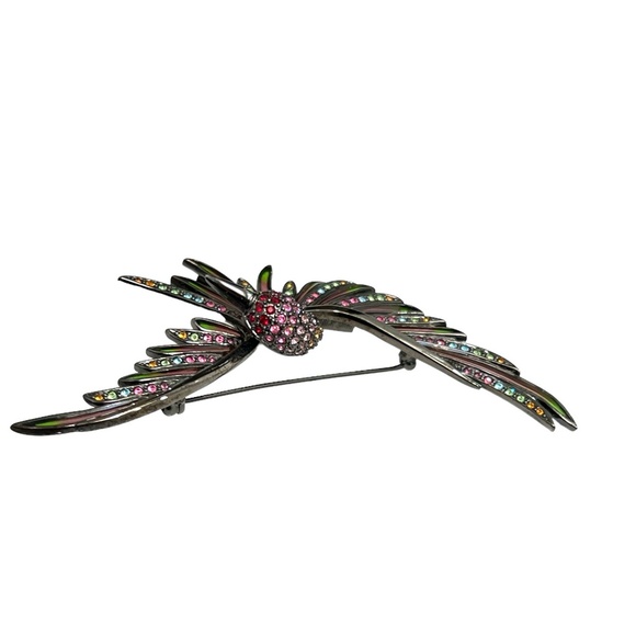 VINTAGE JOAN RIVERS MULTICOLOR CRYSTALS SWOOPING BIRD IN FLIGHT BROOCH - Picture 12 of 16